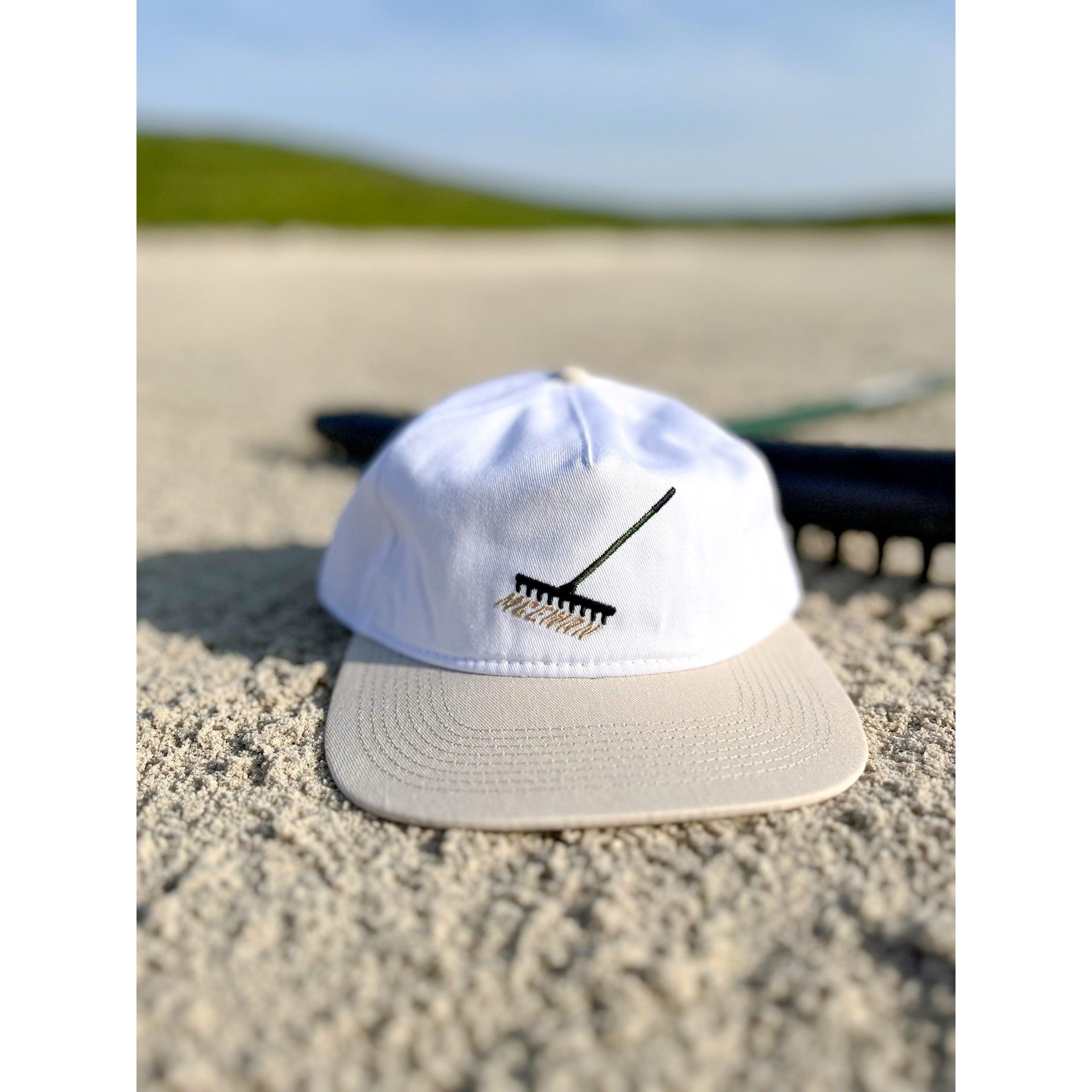 "Sand Trap" Snap-Back